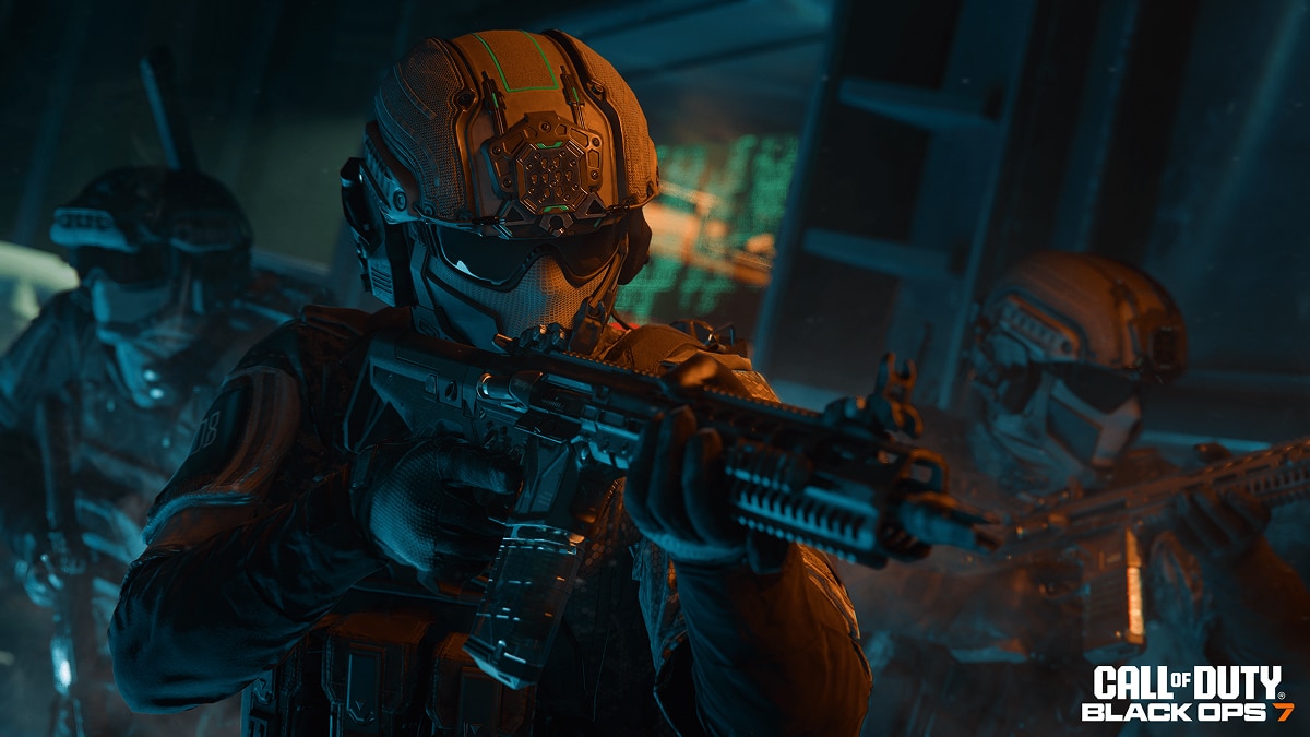 Call of Duty Black Ops 7 , Tactical Soldiers in Combat Scene Armed soldiers in futuristic armor advance through dim blue-lit room with rifles, Call of Duty Black Ops 7 logo.