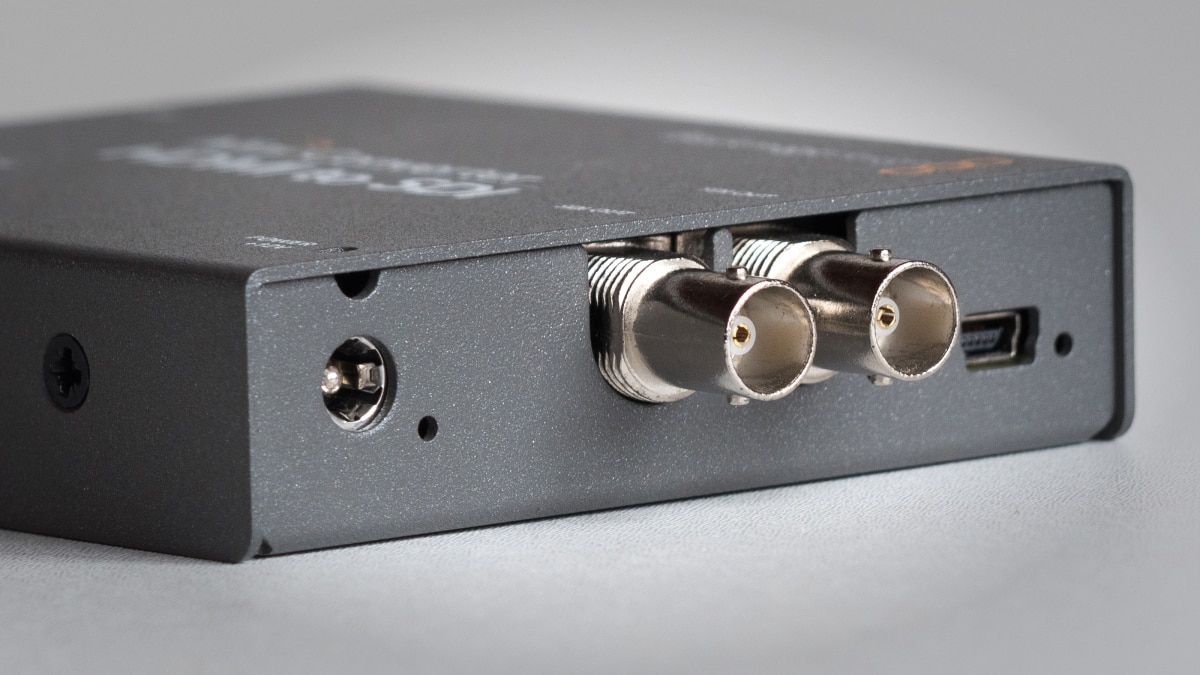 in-pro-av-applications-min-converters