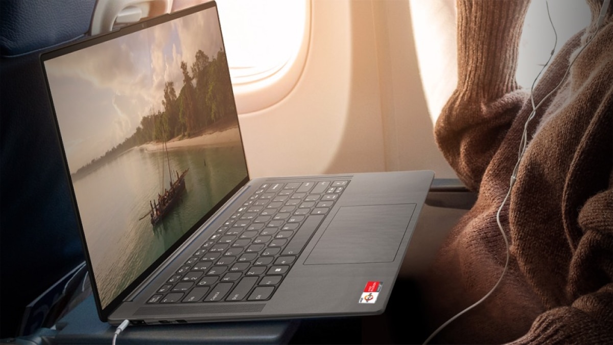 using a laptop on an airplane