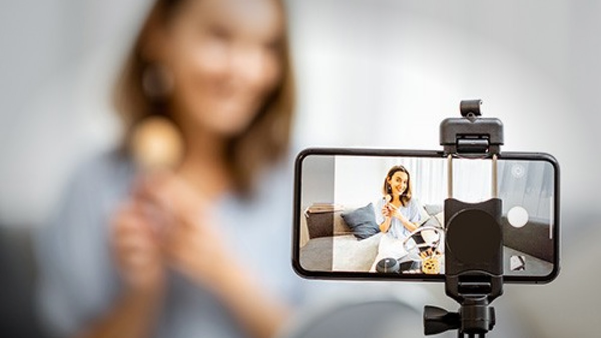 streaming social media